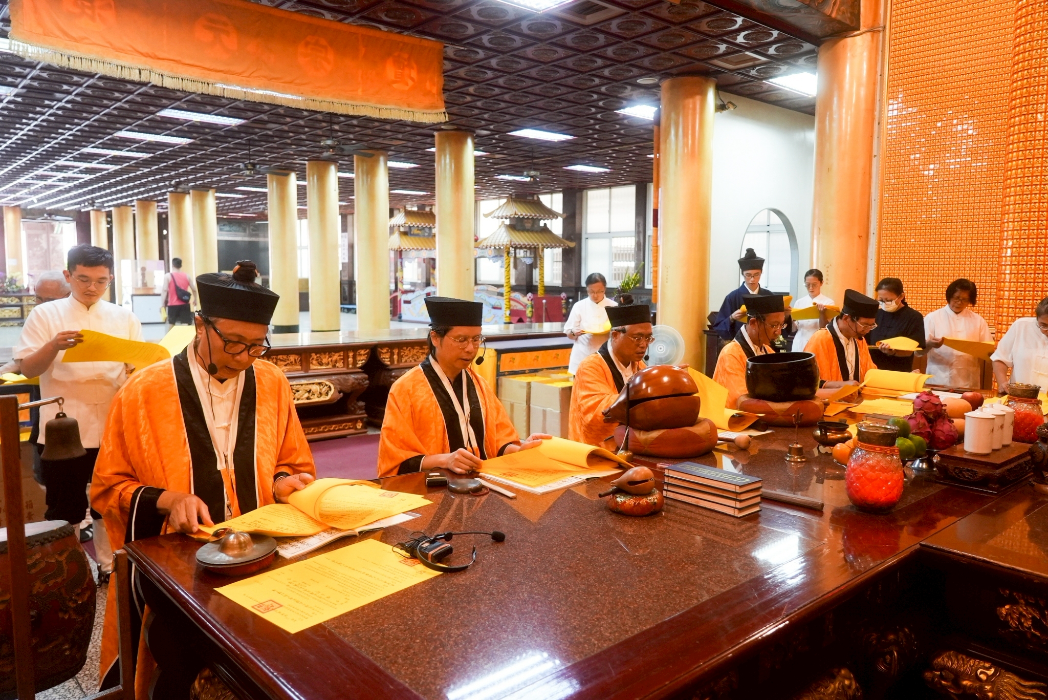 LINE_ALBUM_1027法會_251228_9